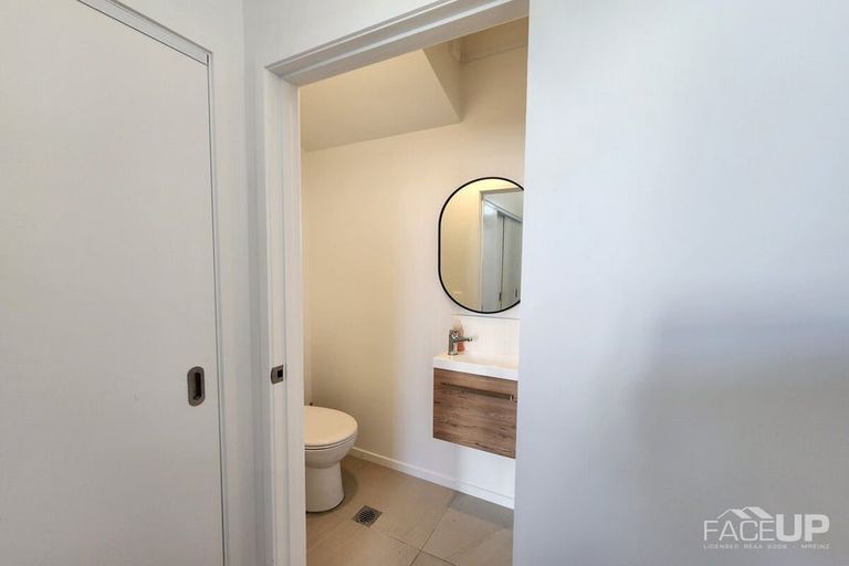 Photo of property in 62 Walter Merton Road, Hobsonville, Auckland, 0616