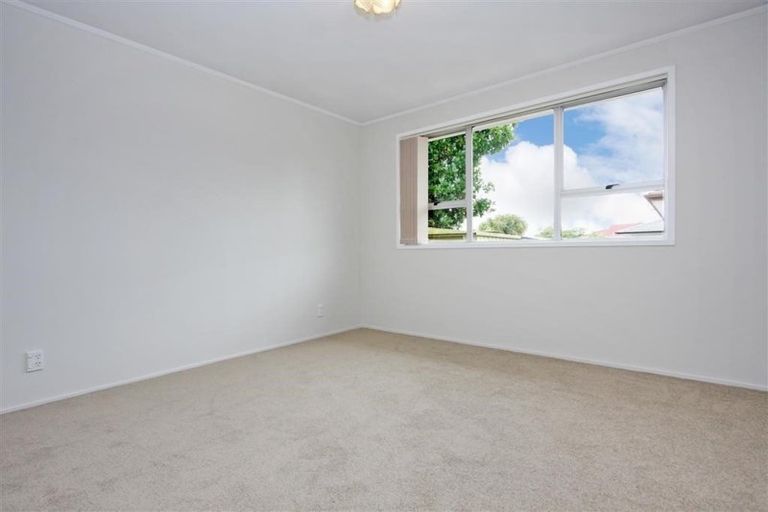 Photo of property in 423 Bucklands Beach Road, Bucklands Beach, Auckland, 2012