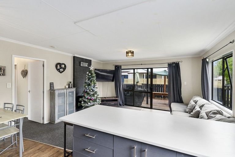 Photo of property in 3 Newton Place, Westbrook, Palmerston North, 4412