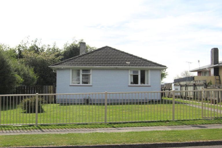 Photo of property in 51 Meadowbank Crescent, Fordlands, Rotorua, 3015