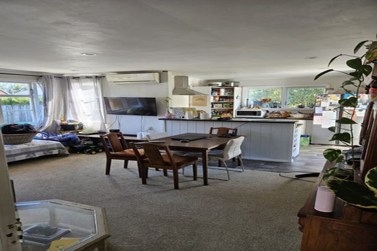 Photo of property in 56 Banbury Crescent, Fairfield, Hamilton, 3214