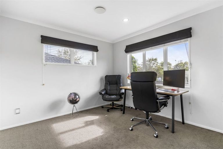 Photo of property in 80b Moore Street, Howick, Auckland, 2014
