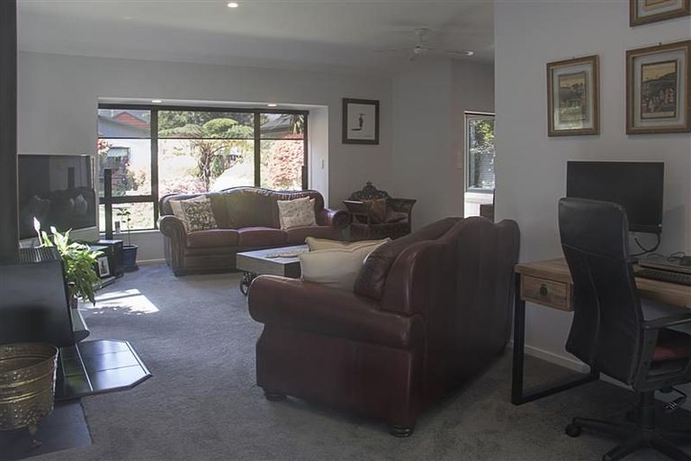 Photo of property in 56 Awanui Drive, Waikanae, 5036