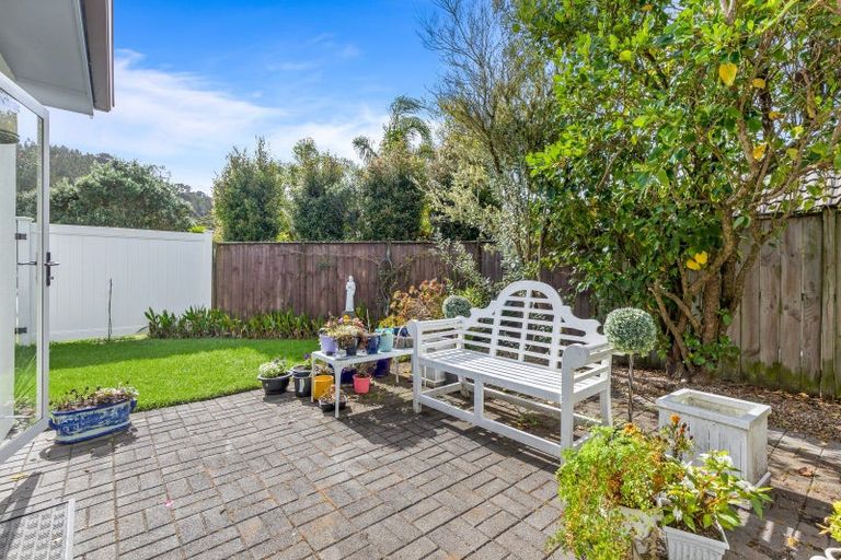 Photo of property in 13 Kunzea Place, Greenhithe, Auckland, 0632