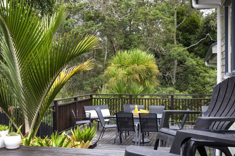 Photo of property in 25b Rehia Road, Massey, Auckland, 0614