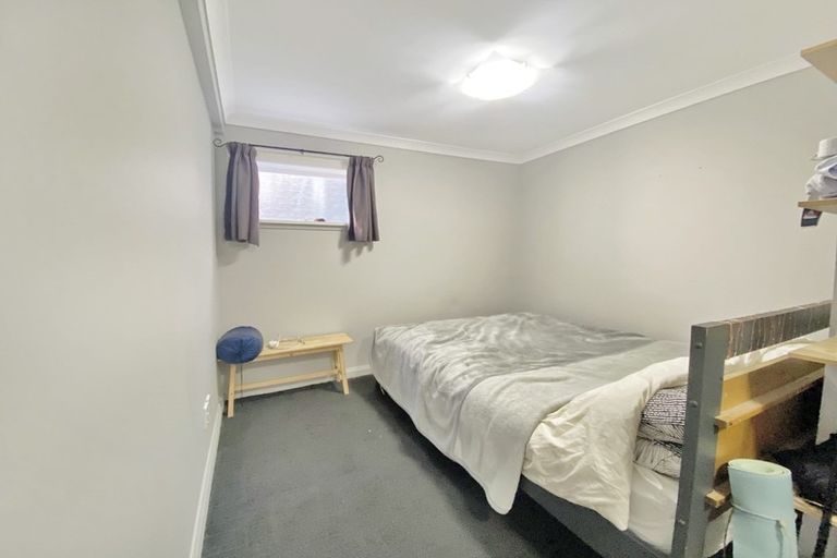 Photo of property in 84 Miramar North Road, Miramar, Wellington, 6022