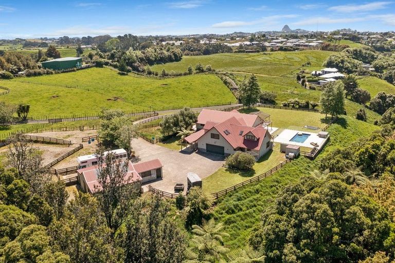 Photo of property in 390a Tukapa Street, Hurdon, New Plymouth, 4310
