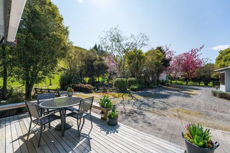 Photo of property in 202 Whangamata Road, Kinloch, Taupo, 3377