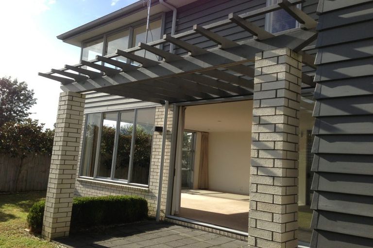 Photo of property in 715a Beach Road, Browns Bay, Auckland, 0630