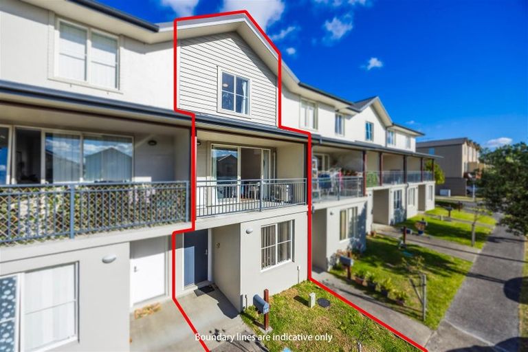 Photo of property in 41 Kirikiri Lane, East Tamaki, Auckland, 2013