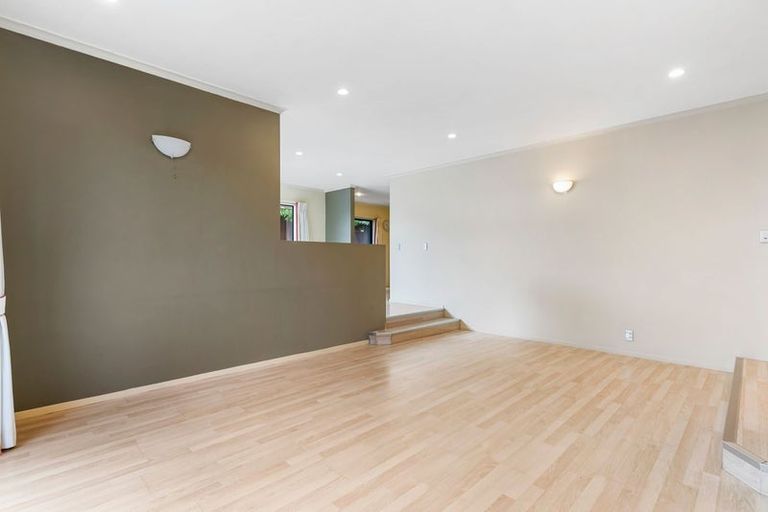 Photo of property in 2/25 Thirlmere Rise, Northpark, Auckland, 2013