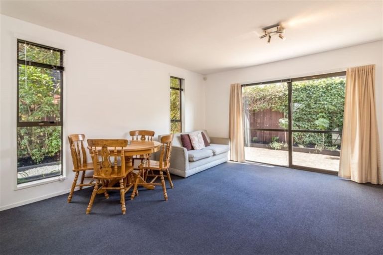 Photo of property in 2b Coles Place, St Albans, Christchurch, 8014