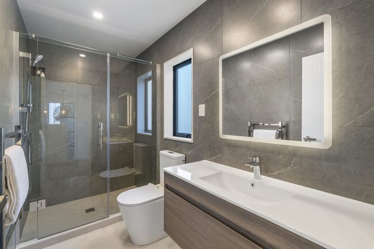 Photo of property in 10a Egret Court, Unsworth Heights, 0632