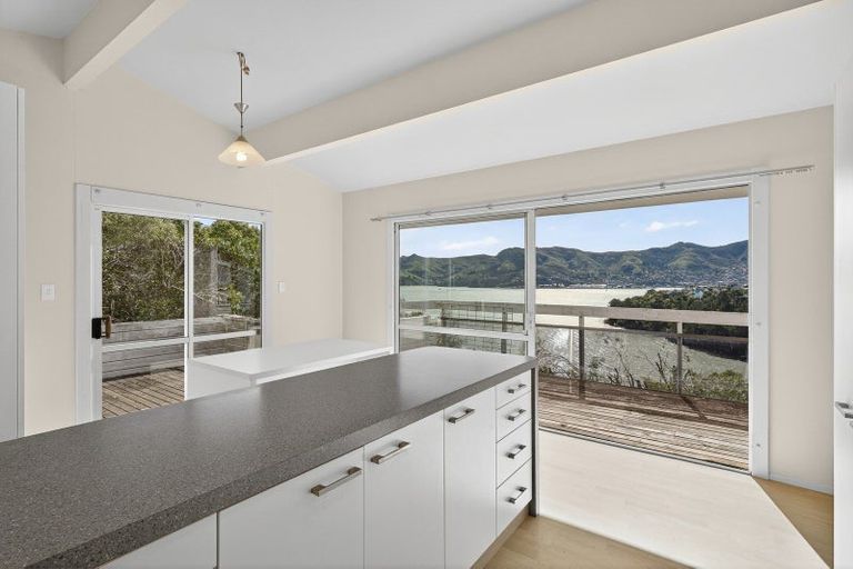 Photo of property in 292 Marine Drive, Charteris Bay, Lyttelton, 8971
