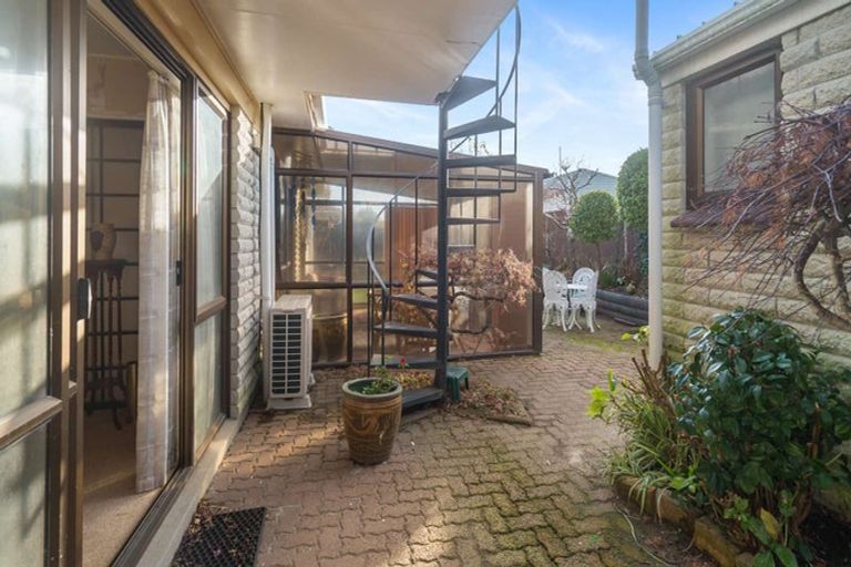 Photo of property in 9b Robertson Street, Glenholme, Rotorua, 3010