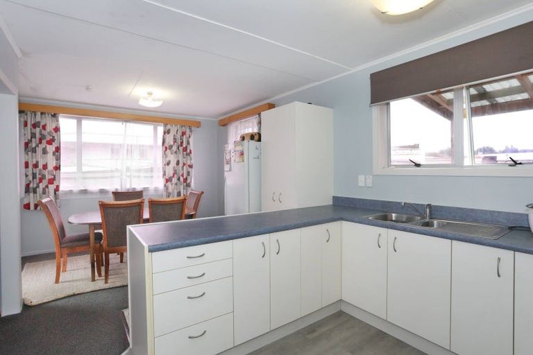 Photo of property in 10 Purnell Place, Marton, 4710