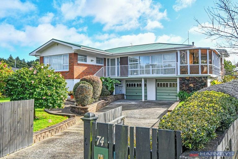 Photo of property in 74 Grande Vue Road, Hillpark, Auckland, 2102