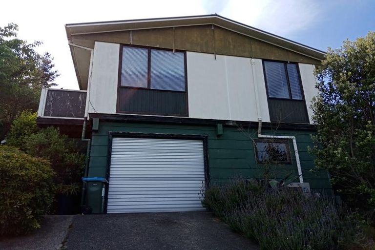 Photo of property in 83 Parkway, Wainuiomata, Lower Hutt, 5014
