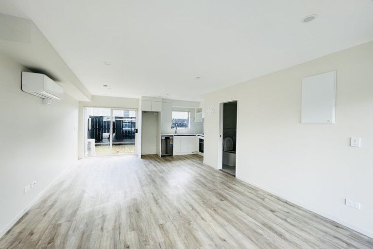 Photo of property in 3/49 Gloucester Road, Manurewa, Auckland, 2102