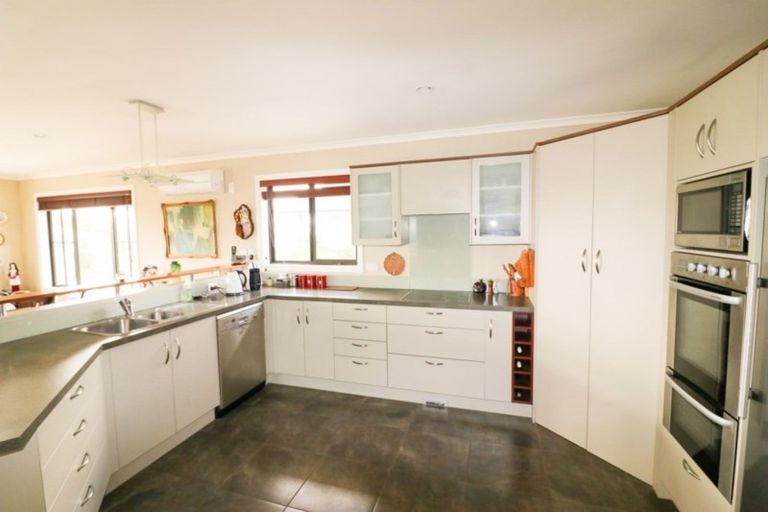 Photo of property in 21 Ruahine Street, Dannevirke, 4930