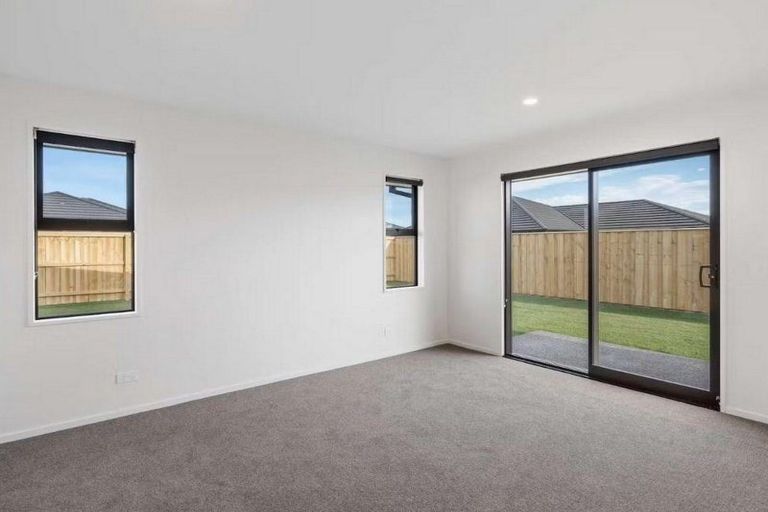 Photo of property in 2 Wulfstan Lane, Rolleston, 7614