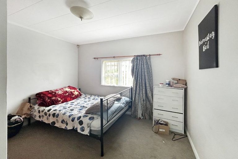 Photo of property in 2 Morgan Street, Castlecliff, Whanganui, 4501