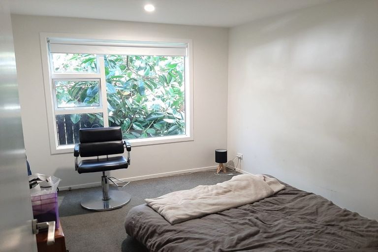 Photo of property in 18a Anakiwa Place, Milford, Auckland, 0620