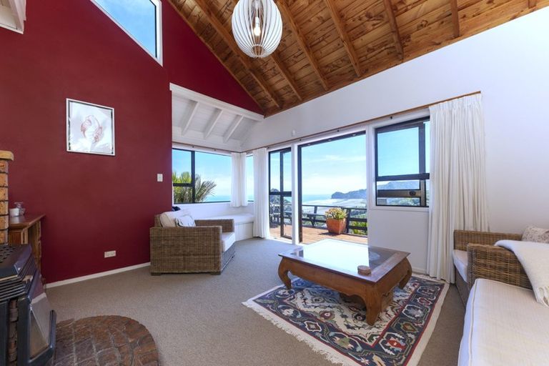 Photo of property in 46 Rayner Road, Piha, New Lynn, 0772