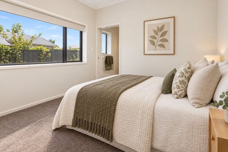 Photo of property in 2/10 George Street, Riccarton, Christchurch, 8041