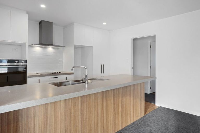 Photo of property in 138 Shillingford Boulevard, Rolleston, 7615