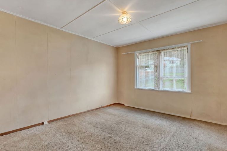 Photo of property in 58 Coast Road, Wainuiomata, Lower Hutt, 5014