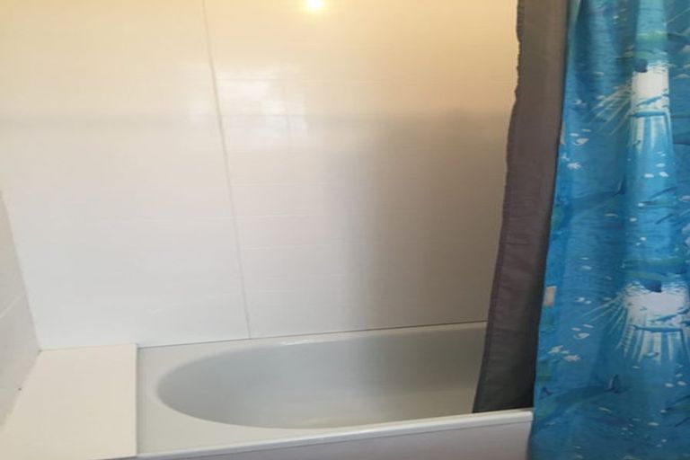 Photo of property in 4/49 Miro Street, New Lynn, Auckland, 0600