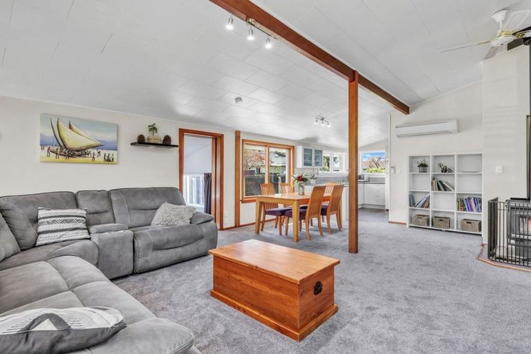 Photo of property in 34 Fenhall Street, Russley, Christchurch, 8042