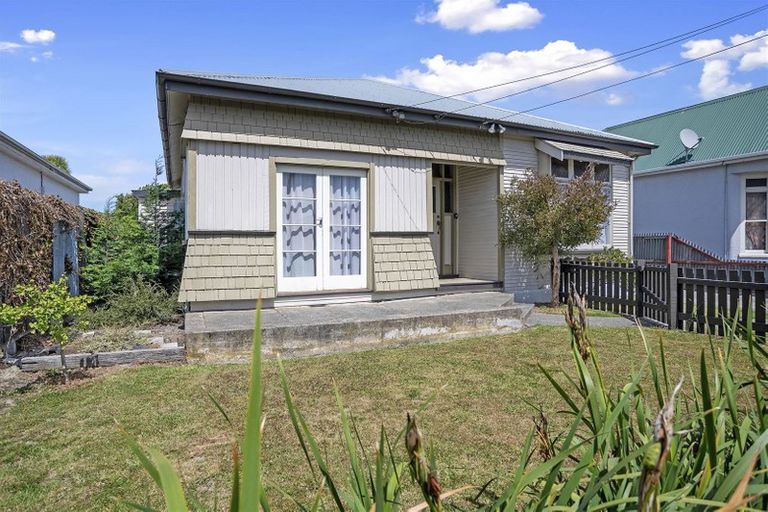 Photo of property in 24 Leitch Street, Somerfield, Christchurch, 8024
