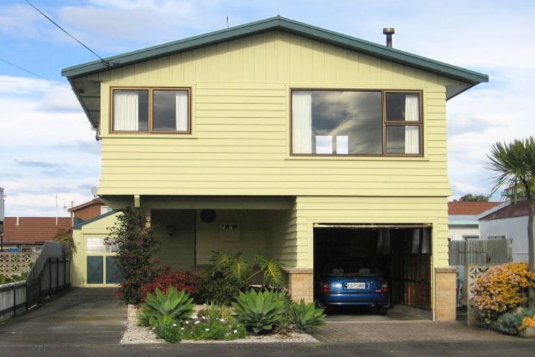 Photo of property in 48a Charles Street, Westshore, Napier, 4110