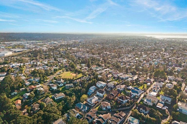 Photo of property in 11 Western View Court, Sunnyvale, Auckland, 0612