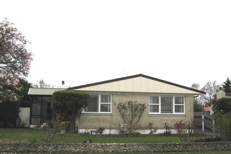 Photo of property in 803 Oxford Street, Saint Leonards, Hastings, 4120