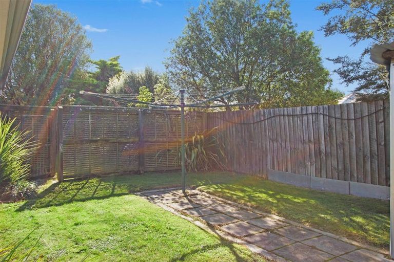 Photo of property in 14 James Drive, Woodend, 7610