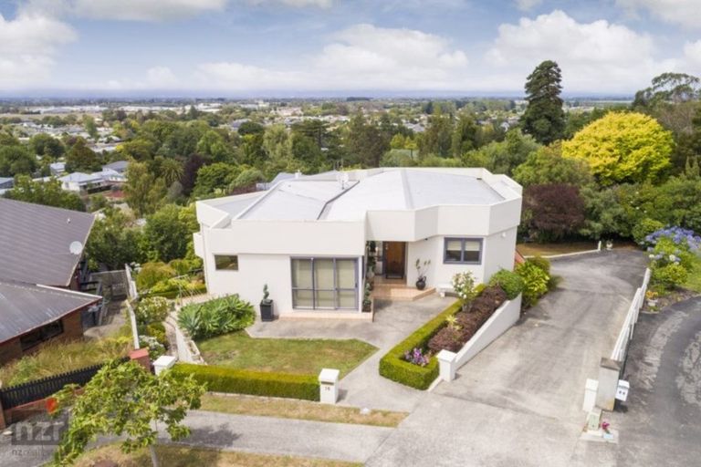 Photo of property in 16 Woodland Grove, Feilding, 4702