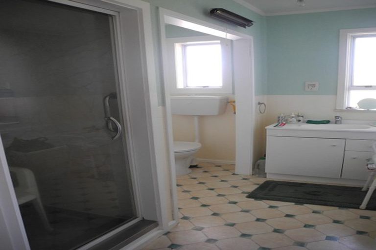 Photo of property in 33 Opie Street, Waimate, 7924