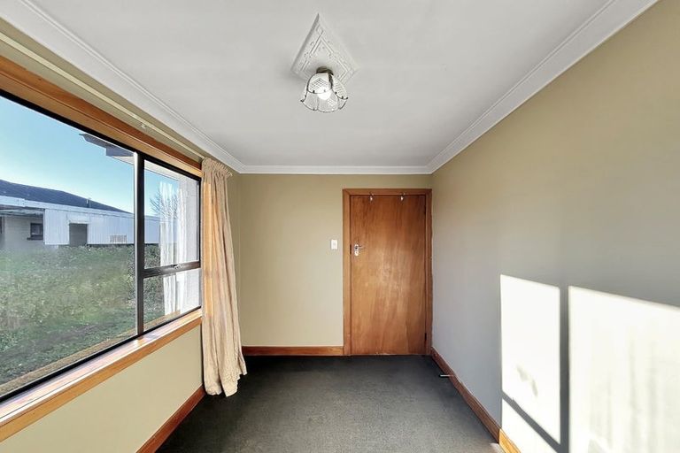 Photo of property in 16 Milton Street, Gore, 9710
