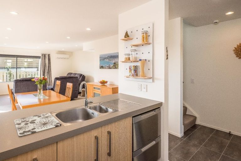 Photo of property in 11 Lacebark Lane, Woodridge, Wellington, 6037