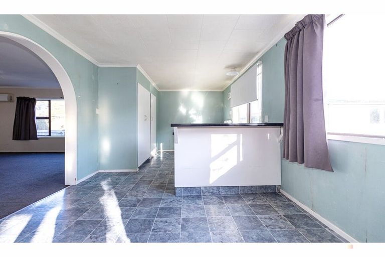 Photo of property in 1 Augustine Street, Waimate, 7924