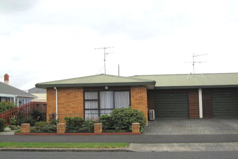 Photo of property in 3 Park Street, Mosgiel, 9024