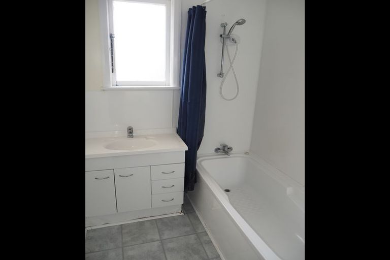 Photo of property in 1/35 Hill Crescent, Papakura, 2110