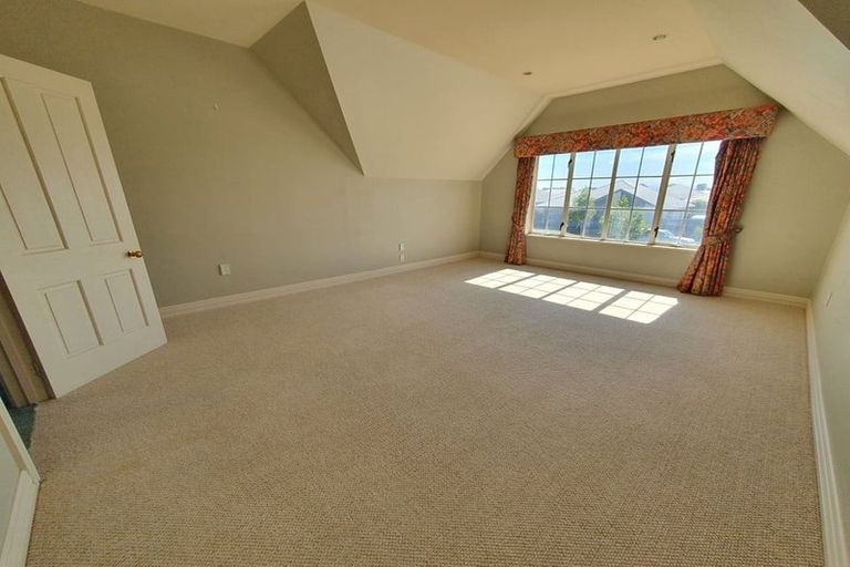 Photo of property in 60 Lewis Crescent, Rolleston, 7614