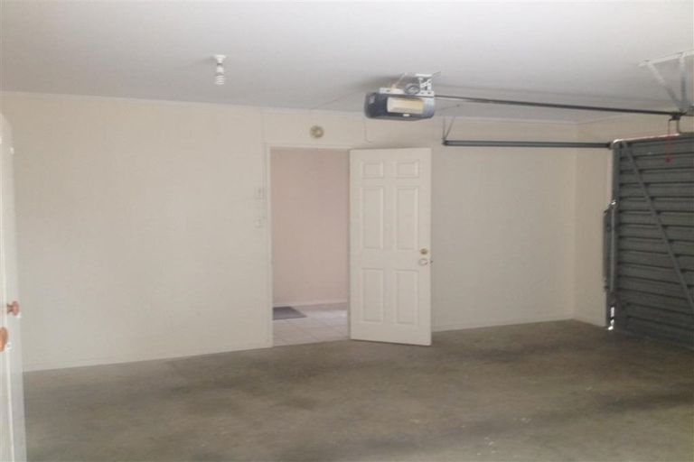 Photo of property in 53 Nicholas Road, Somerville, Auckland, 2014