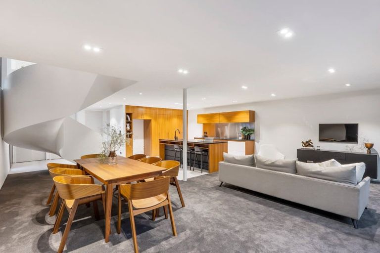 Photo of property in 31a The Parade, Saint Heliers, Auckland, 1071