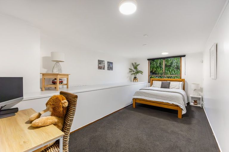 Photo of property in 33 Stredwick Drive, Torbay, Auckland, 0630