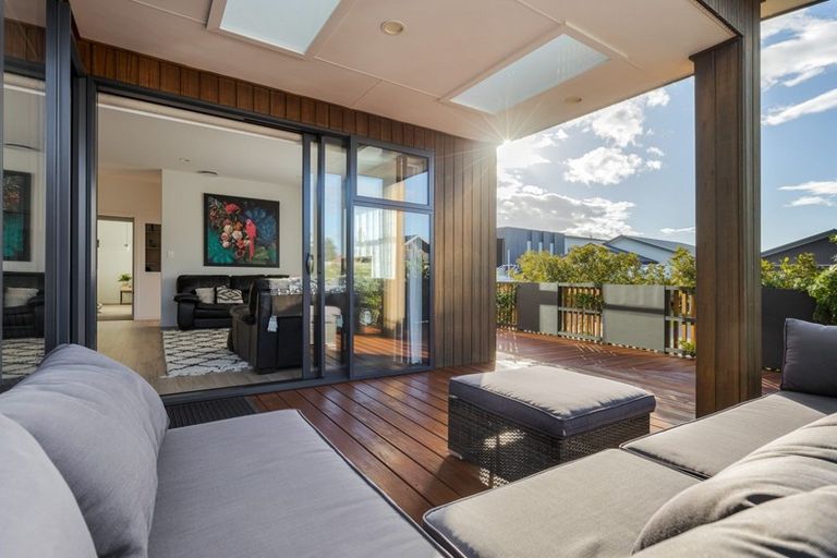 Photo of property in 11 Hugo Way, Papamoa Beach, Papamoa, 3118